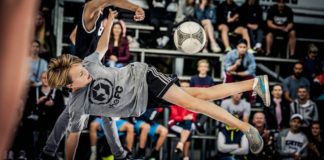 Top 10 Tekkers: Youth Phenoms freestyle football skills