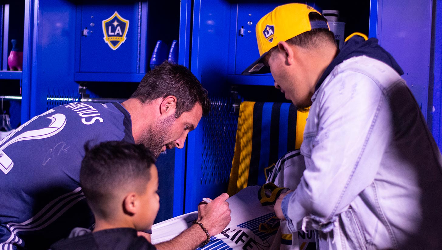 la galaxy midnight navy