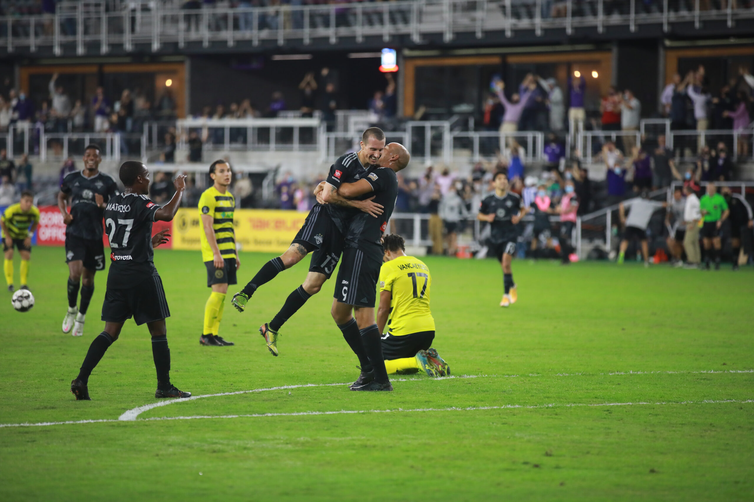 louisville city
