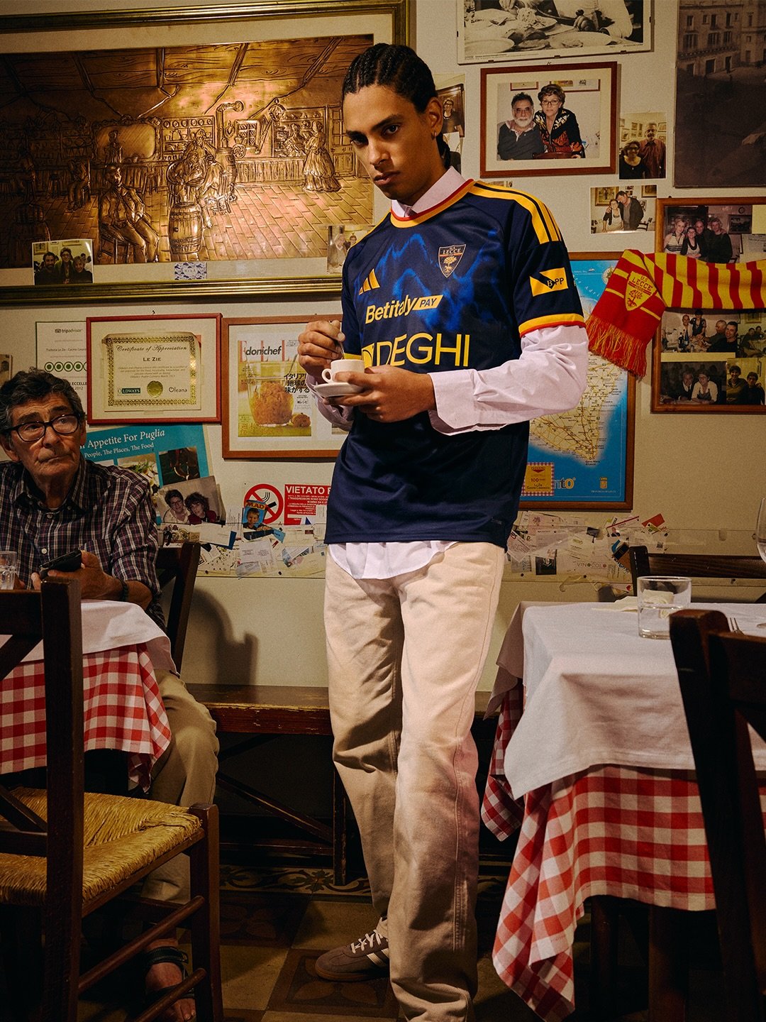 lecce third kit
