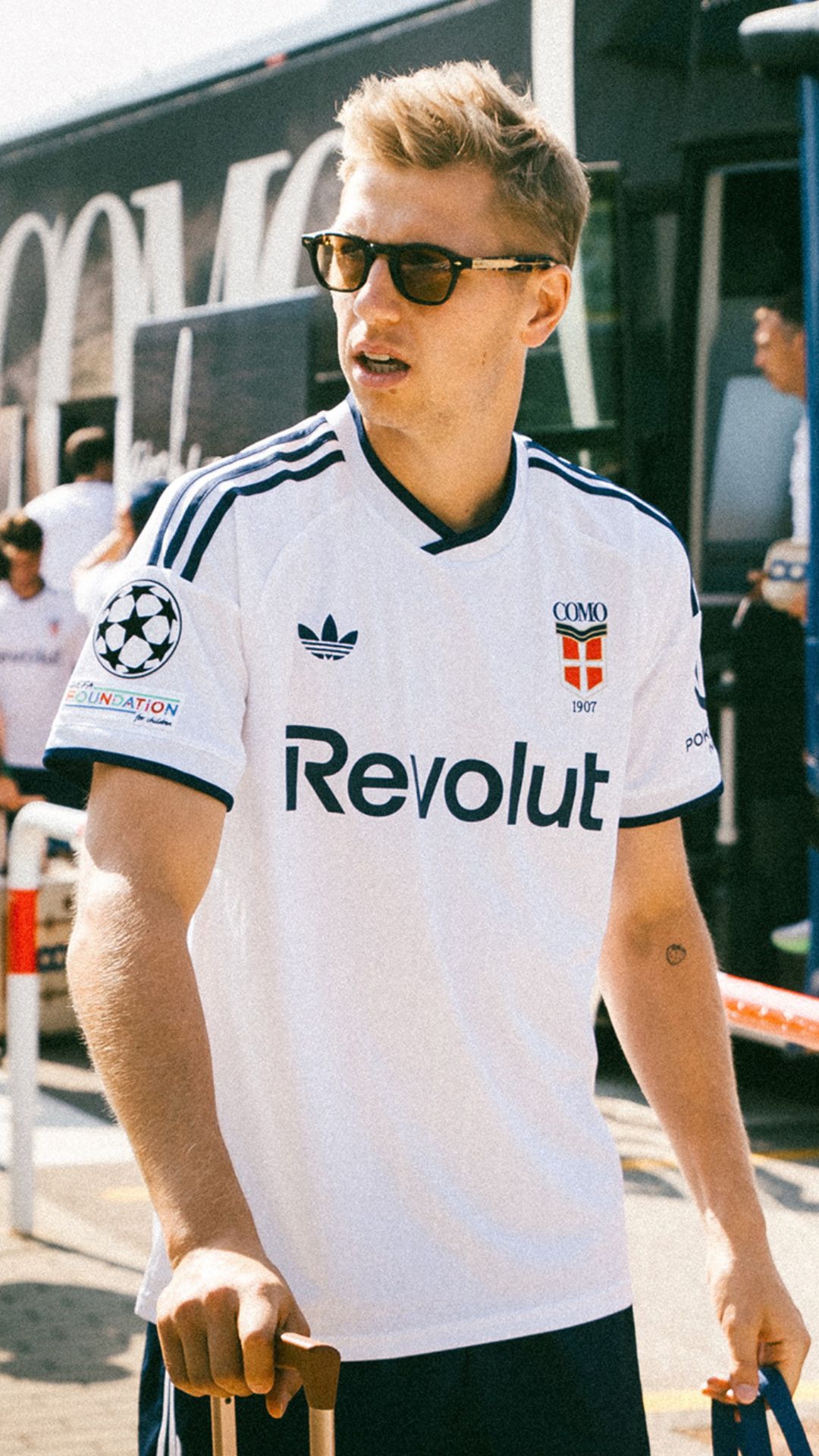 como away kit